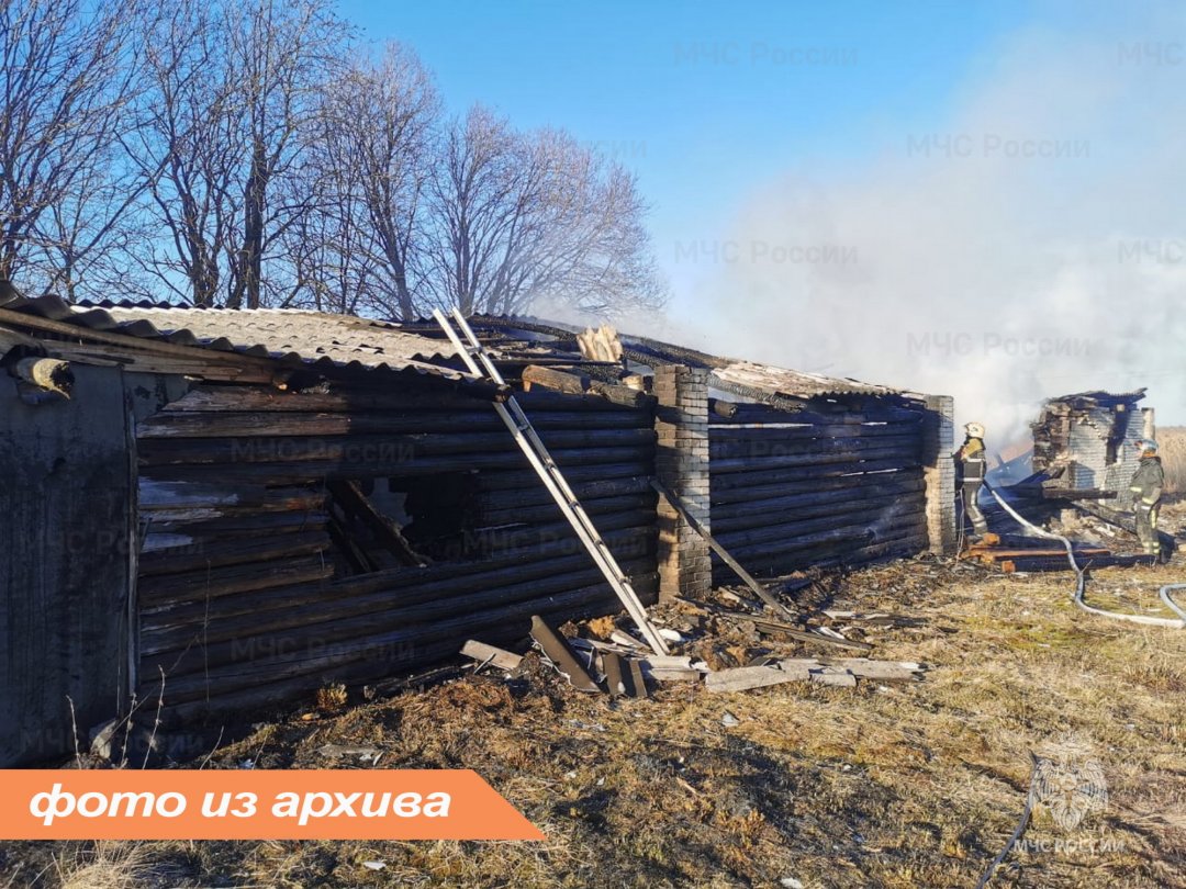 Пожарно-спасательные подразделения Ленинградской области ликвидировали пожар в г. Бокситогорск